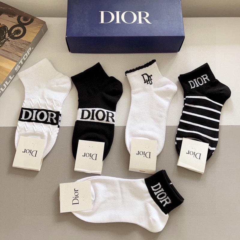 DIOR